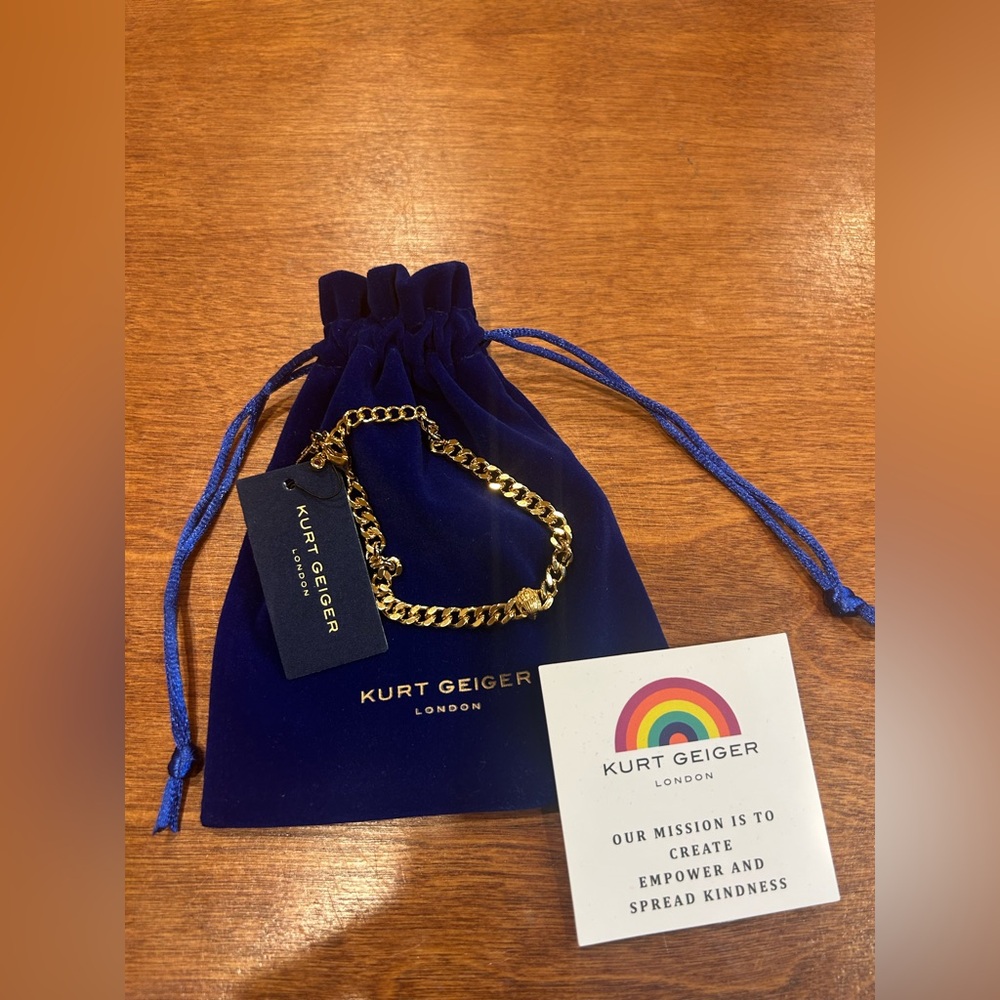 NWT Kurt Geiger Gold Chain Bracelet comes with pouch